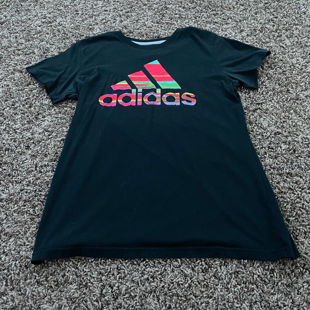 Adidas t-shirt